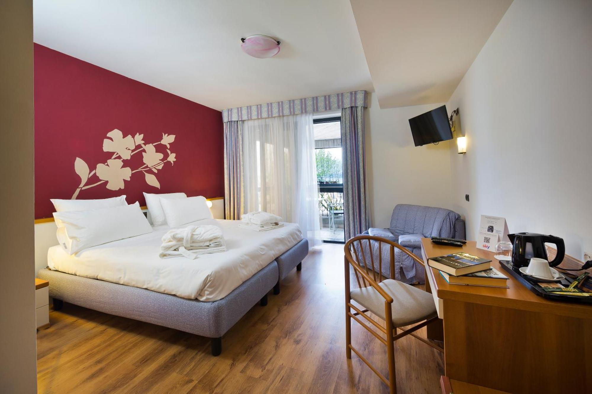Alevic Hotel Sirmione Esterno foto