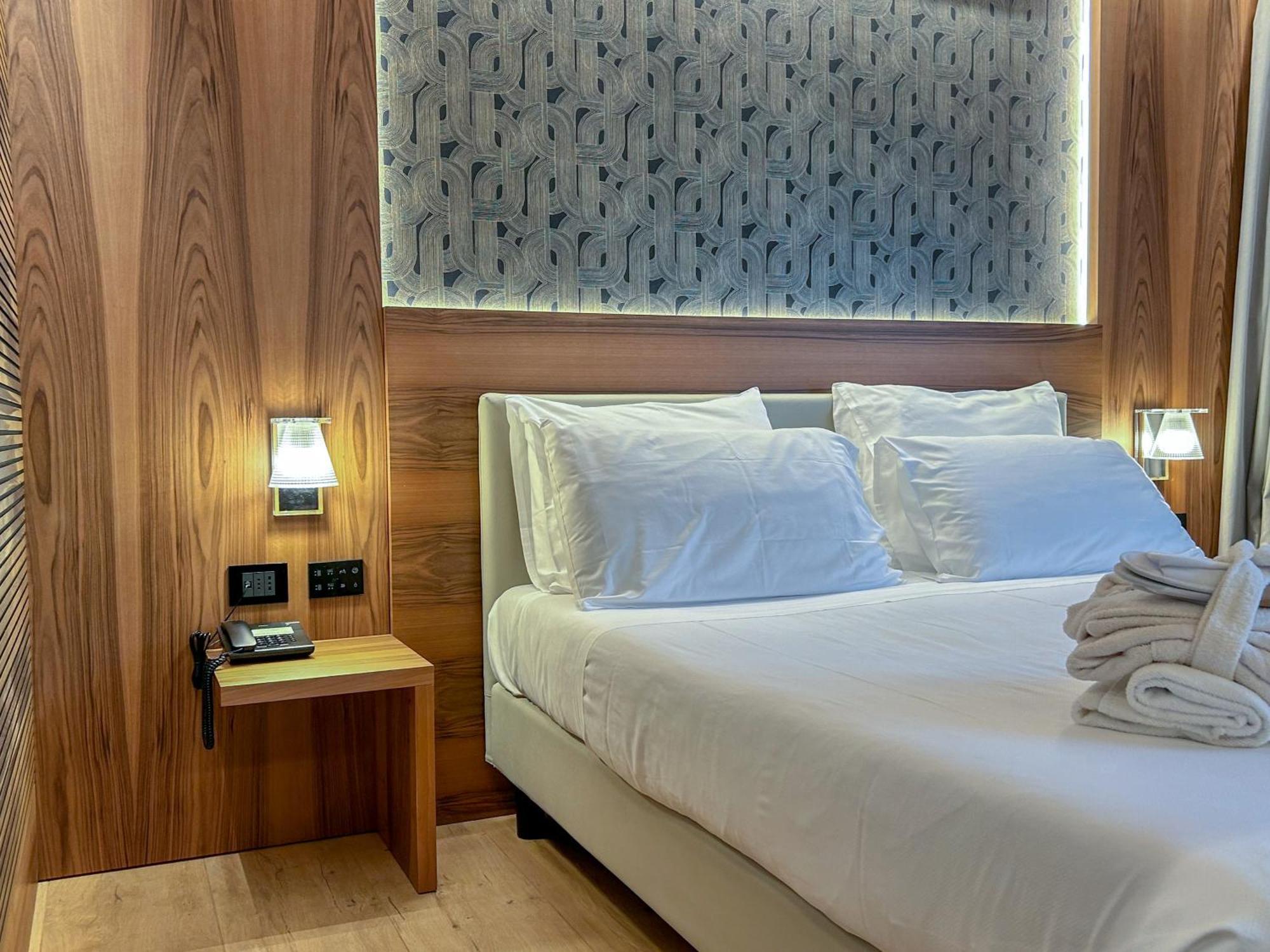 Alevic Hotel Sirmione Esterno foto