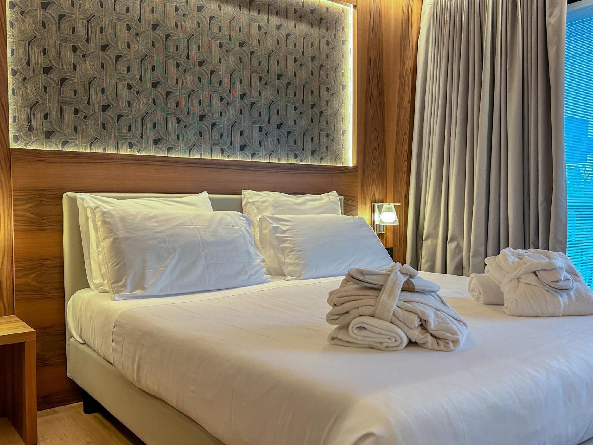 Alevic Hotel Sirmione Esterno foto