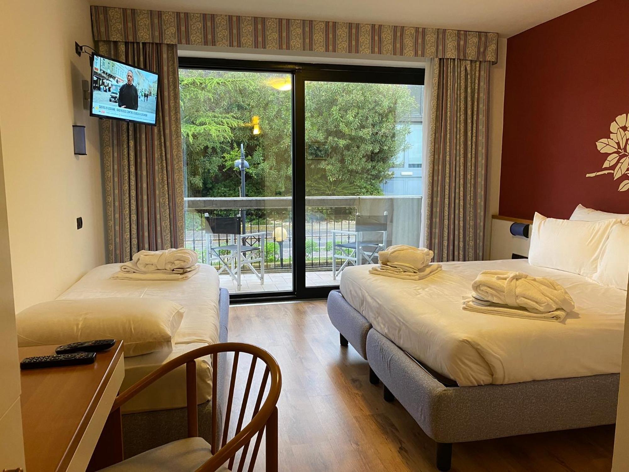 Alevic Hotel Sirmione Esterno foto